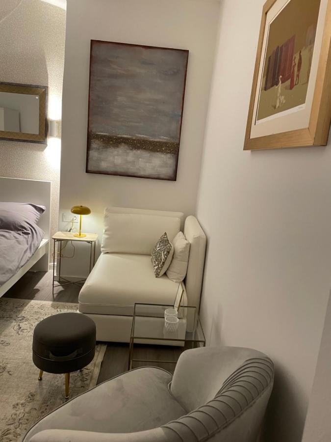 Center City Apartment 2 Zagreb Buitenkant foto